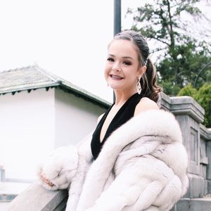 Meet your Posher, Ava